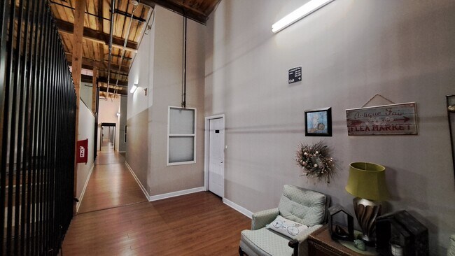 Entrance to unit - 201 Hoskins Mill Ln Unidad Apt. 325