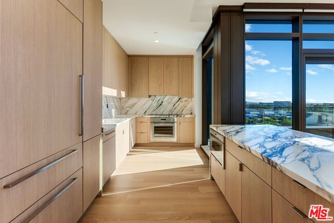 Building Photo - 700 Broadway Unit PH 715