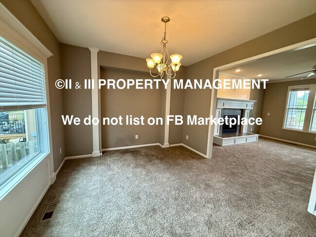 Photo - 9548 Roundtree St