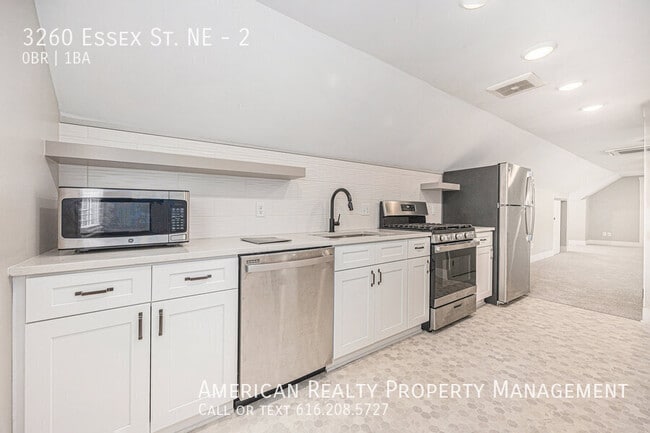 Photo - 3260 Essex St NE Unit 2