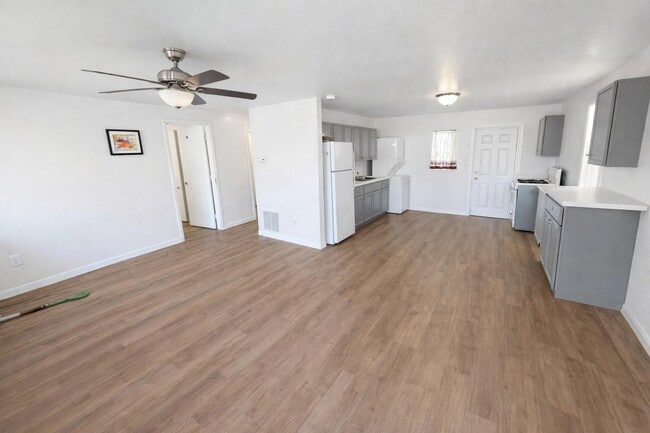 Photo - 812 N 24th St