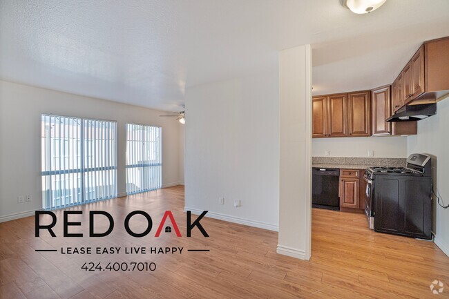 Building Photo - Lovely, Spacious One Bedroom Featuring Cen... Unit 372 Rental