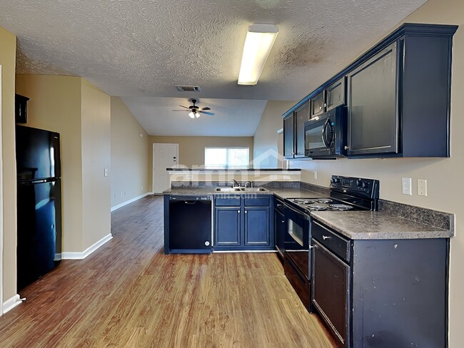 Photo - 1375 E Nir Shreibman