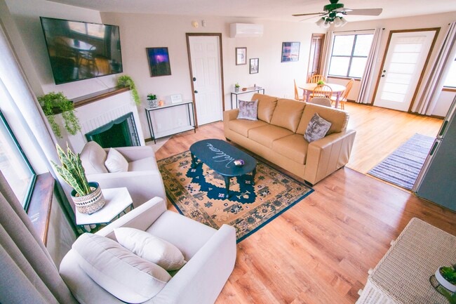 Building Photo - 143 Rte 66