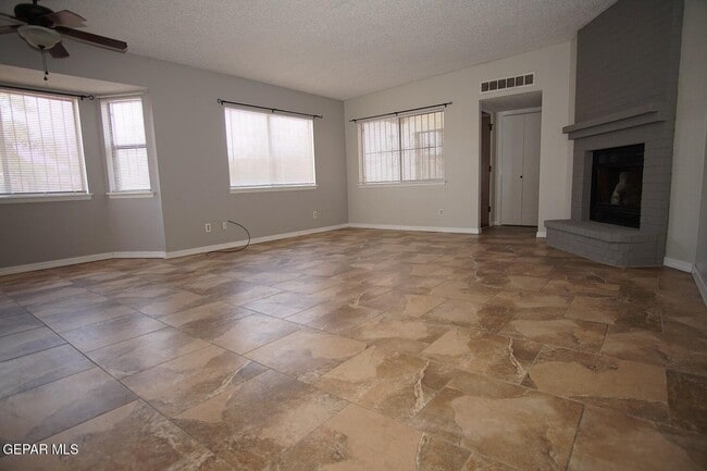 Photo - 3114 Isla Marino St