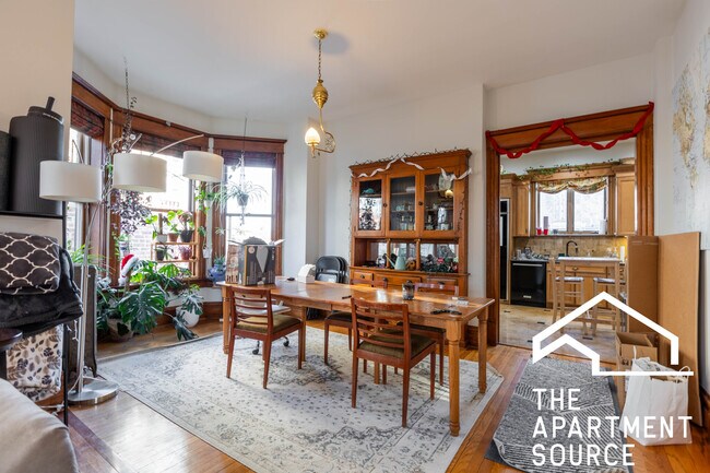 Photo - 435 Saint James Ave Unit 2F