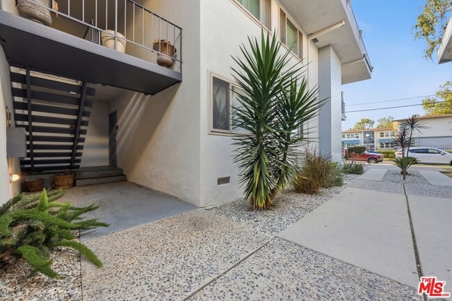 Photo - 3212 W 84th Pl Unit 1