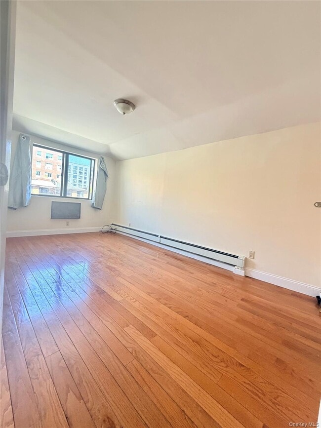 133-08 41st Rd Unit 3rd fl