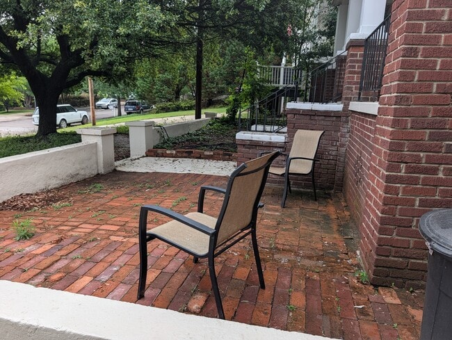 Photo - 1620 Catawba St