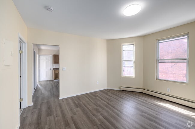 3BR, 1BA - Living Room