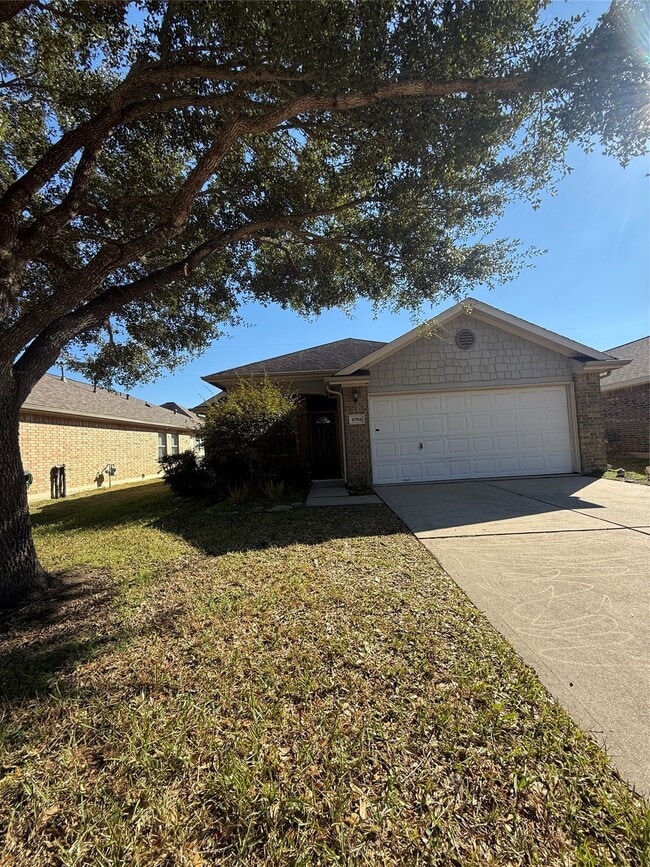 Photo - 10914 Overland Trail Dr