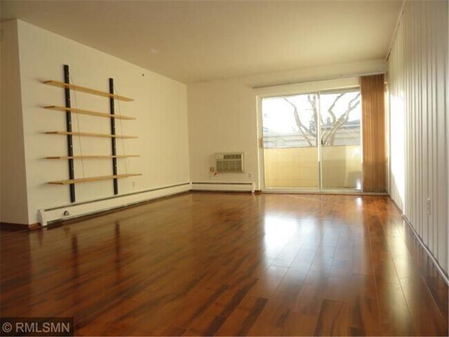 Photo - 7000 Sandell Ave Apartamento Unidad 5