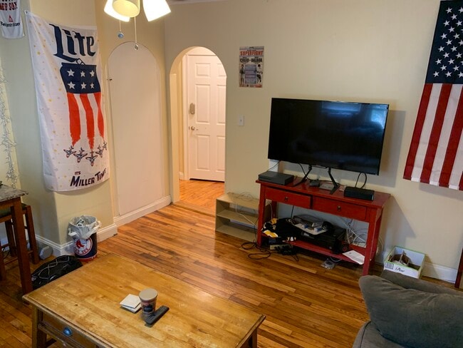 Photo - 41 Cross St Unit A