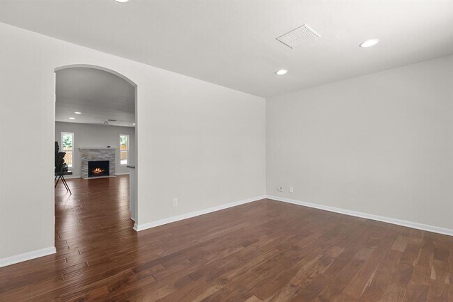 501 Arbor Ln