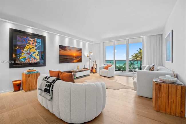 Building Photo - 2301 Collins Ave Unit 624