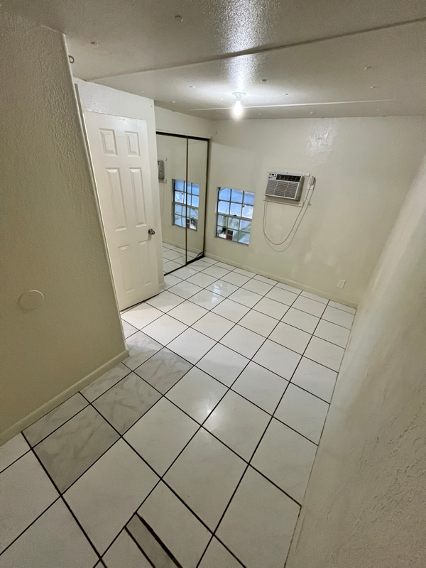 Photo - 1135 SW 127th Ct