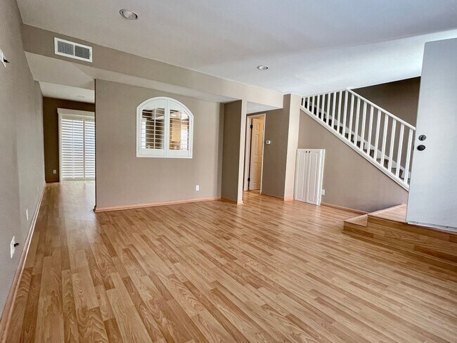 Photo - Beautiful 3 bed Townhome in Agoura Hills