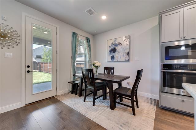 Photo - 2823 Silver Leaf Dr