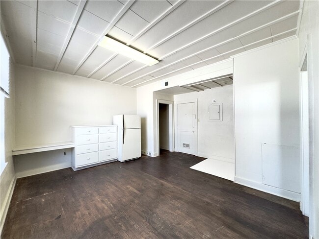 Photo - 645 W Dickson St Unit 9