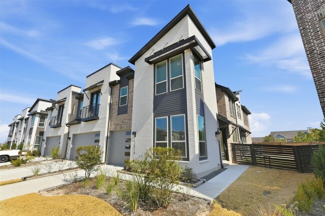 Building Photo - 16518 Amber Patina Ln