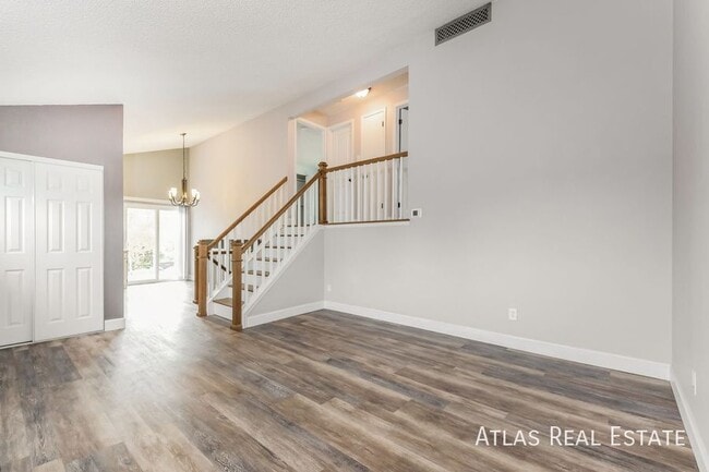 Photo - 11630 Kendall Cir