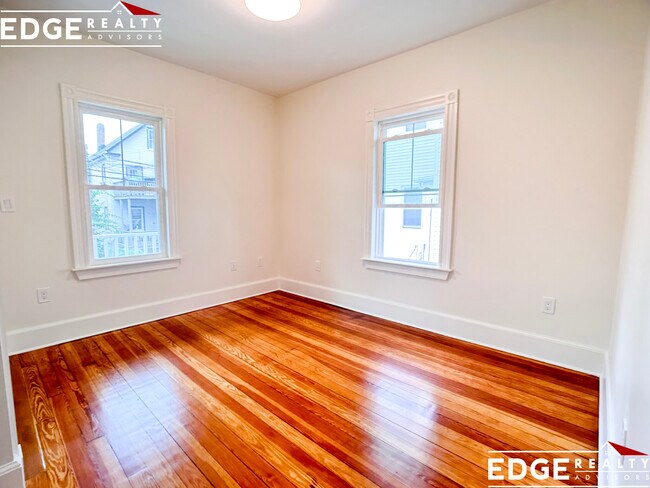 Photo - 168 Highland Ave Unit 2