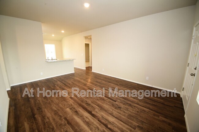 Photo - 3004 S 12th Pl