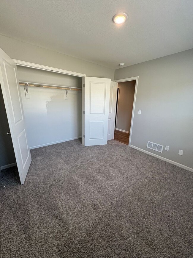 Photo - 650 Fall Meadow Ln