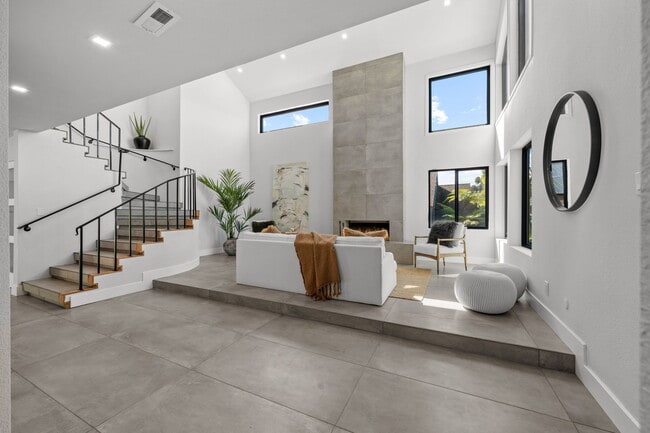 Photo - 2029 Del Mar Heights Rd