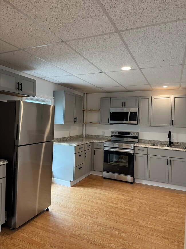 Building Photo - 1006 Academy St Unit 1 Rental
