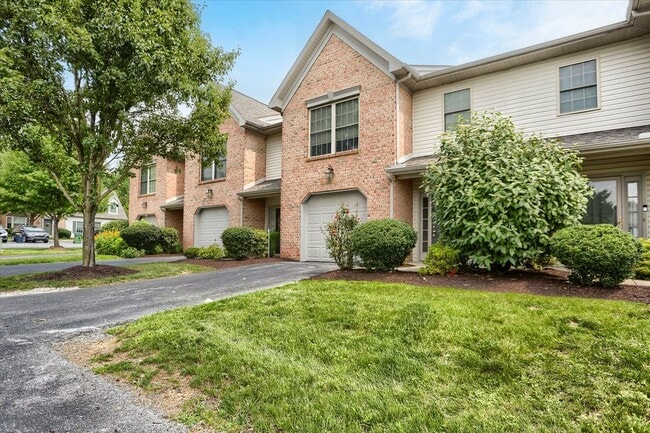 453 Waverly Woods Dr