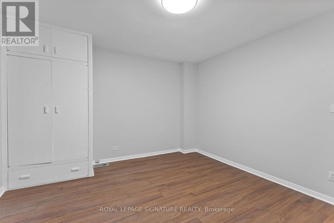 Photo - 233 Greenwood Ave