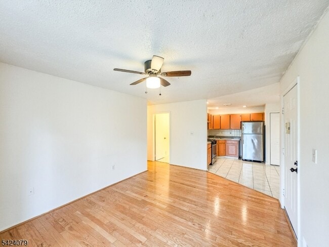 Photo - 15 Fisher Dr