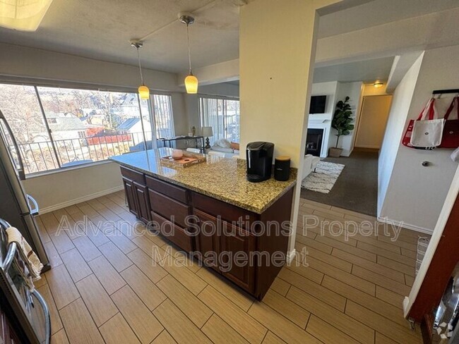 Building Photo - 8 Hillside Ave Unit #603 Rental