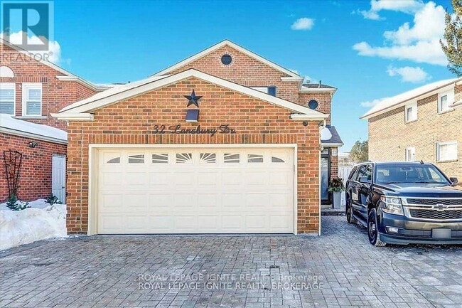 Photo - 32 Lansbury Dr