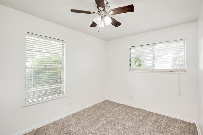 Photo - 809 Neans Dr