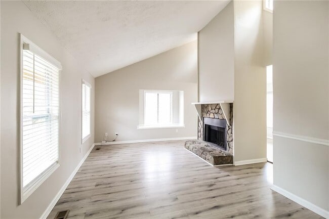 Photo - 2314 Tapanzee Ln