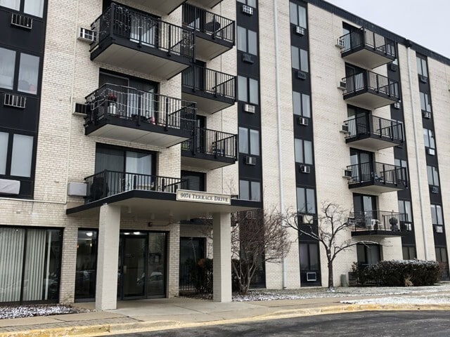 Building Photo - 9074 W Terrace Dr