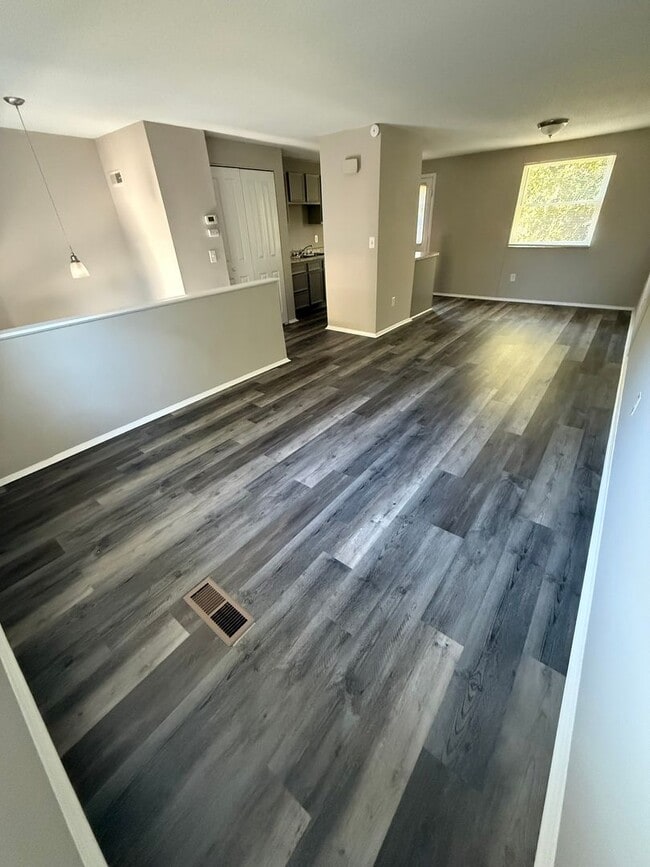 Photo - 2511 Camellia Dr Unit B