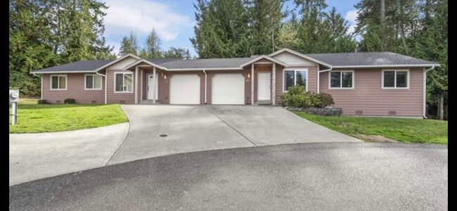 VIDEO WALKTHROUGH AVAILABLE ON REQUEST - 232 Poplar St Rental