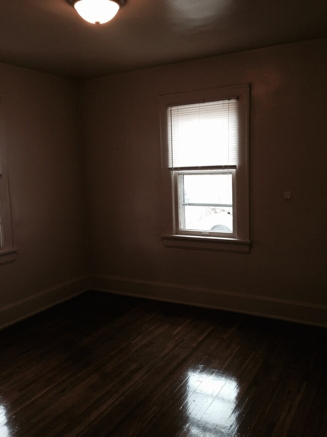 Photo - 3 bed, 1 bath house just steps from Missou...