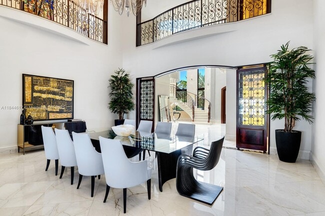 Photo - 198 Palm Ave