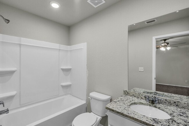 Photo - 4443 Red Haven Dr