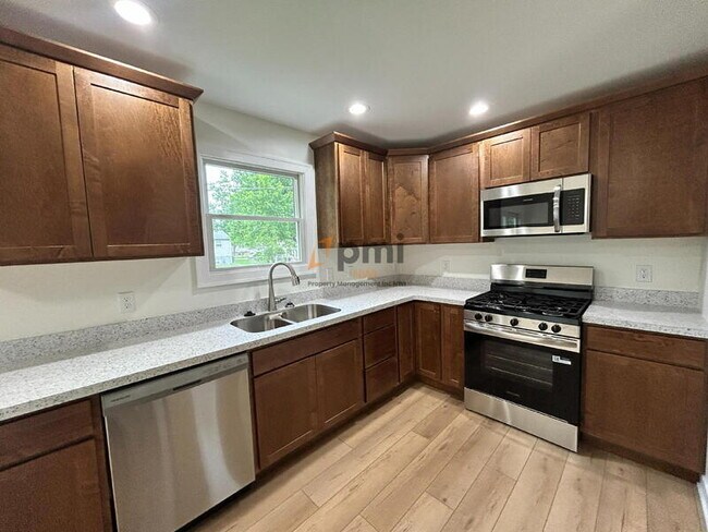 Photo - 673 Joe Martin Rd