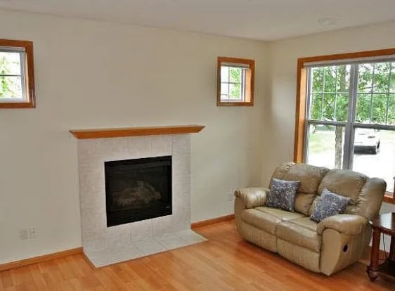 Photo - 1554 Independence Dr