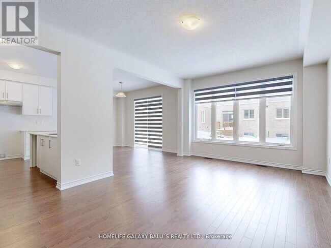 Photo - 74 Gemini Dr