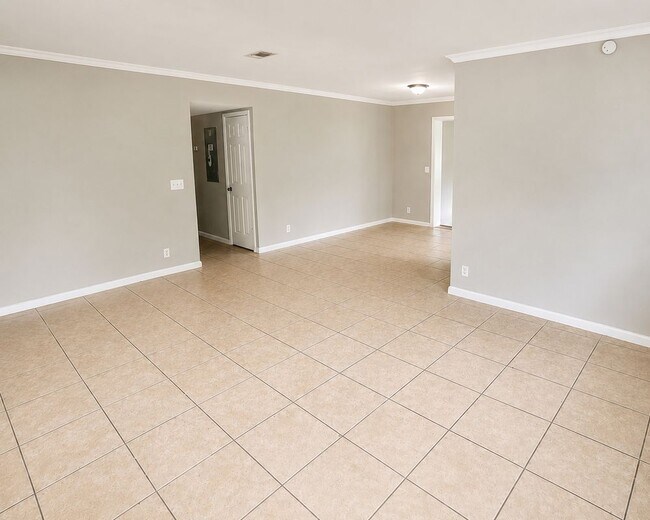 7528 Quitina Dr