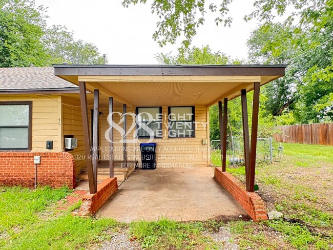 507 E Walnut St