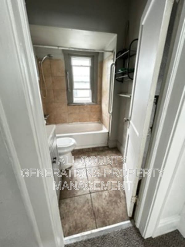 Photo - 11909 Continental Ave