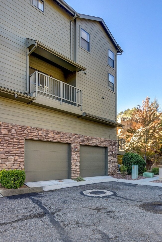 Photo - Boulder Park Townhome for Rent